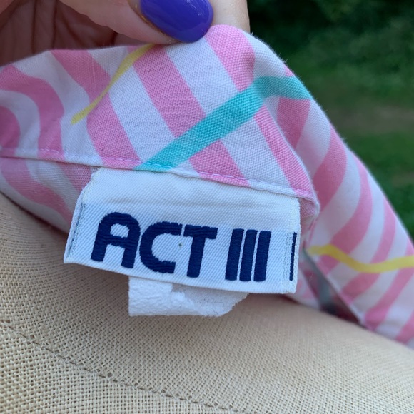 Vintage 80s/90s Dolly Button-Up - Picture 7 of 7